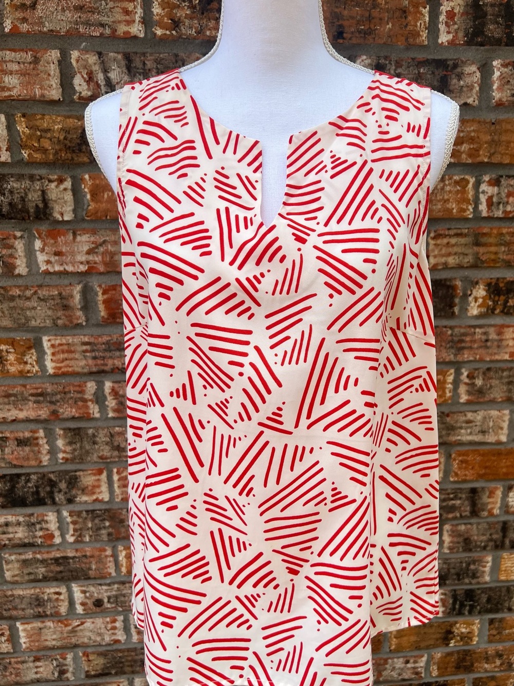 Creative Commune MEDIUM tank with Red Abstract Print from Stitch Fix